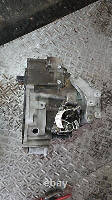 Gearbox VOLKSWAGEN GOLF 5 2.0 TDI 16V TURBO /R81877718